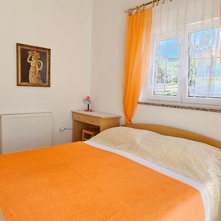 Apartment Marino Krk Town Esterno foto
